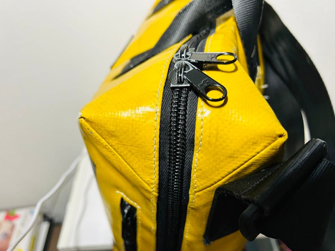 【最終値下げ】フライターグ　BEN F77 イエローブラック ショルダーバッグ