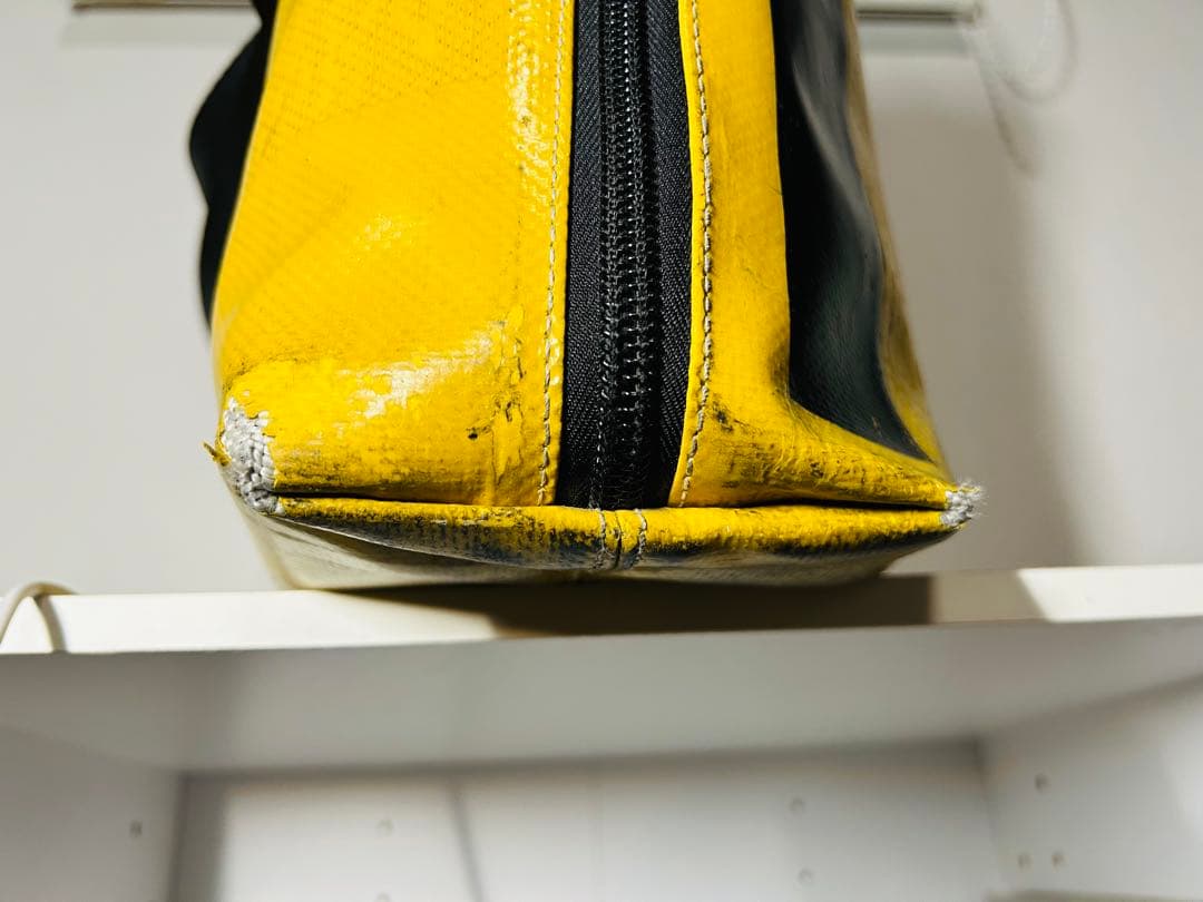 【最終値下げ】フライターグ　BEN F77 イエローブラック ショルダーバッグ