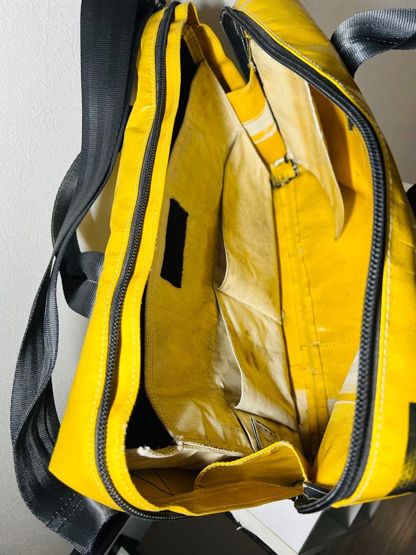 【最終値下げ】フライターグ　BEN F77 イエローブラック ショルダーバッグ