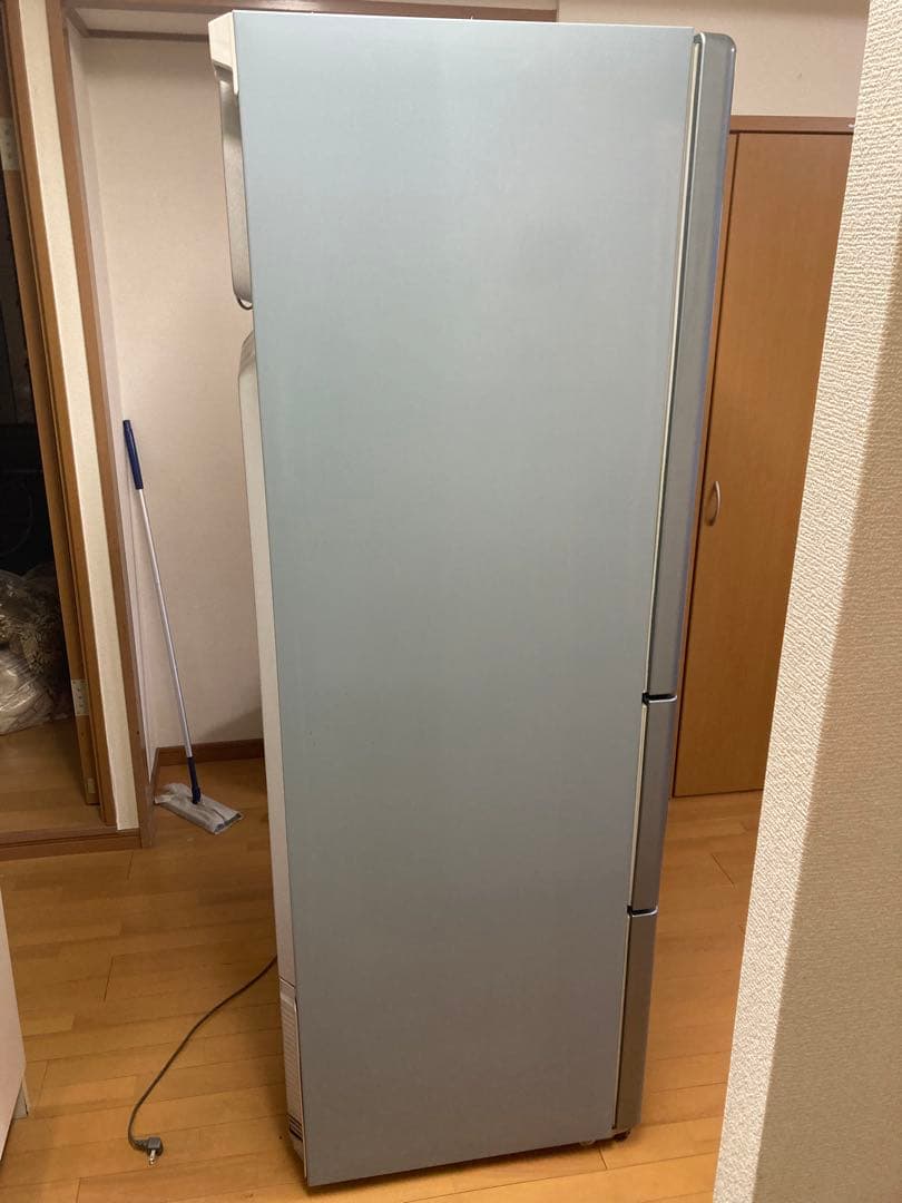 【引取希望 配送不可】HITACHI R-S36NV(G) 冷蔵庫　355L