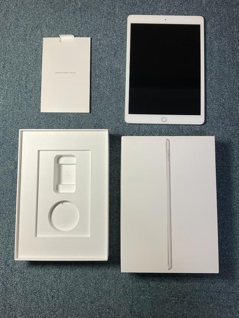 iPad 第8世代 128gb wifiモデル　美品　色シルバー　元箱あり