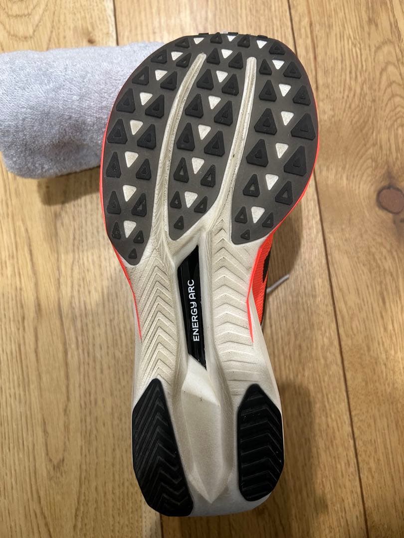 にょん ニューバランスSuperComp Elite v5 26.5