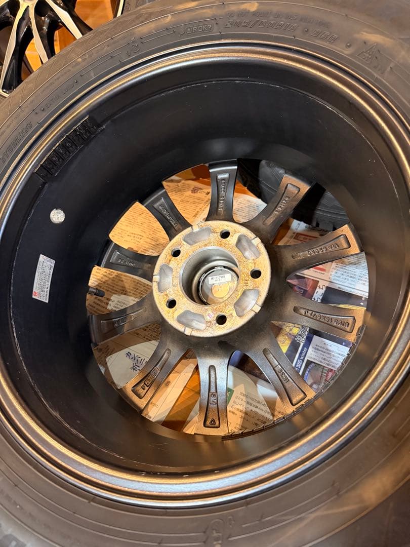 2023年製 スタッドレス 205/60R16 グッドイヤー ICE NAVI8