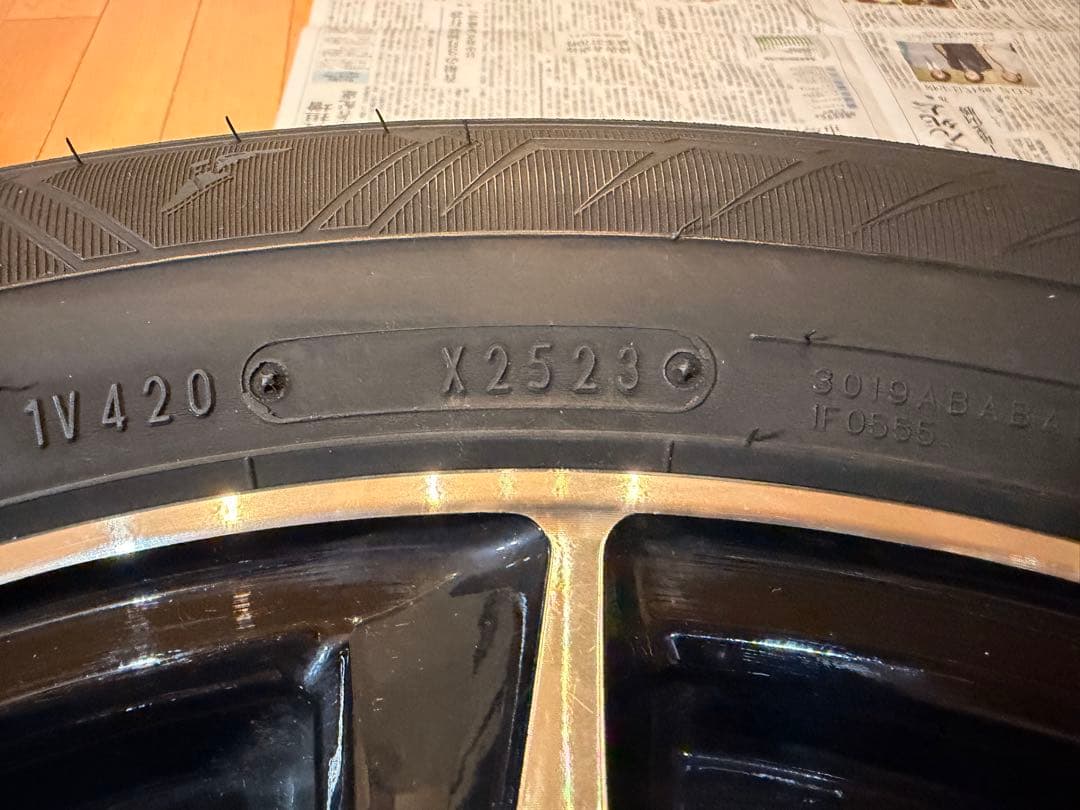 2023年製 スタッドレス 205/60R16 グッドイヤー ICE NAVI8