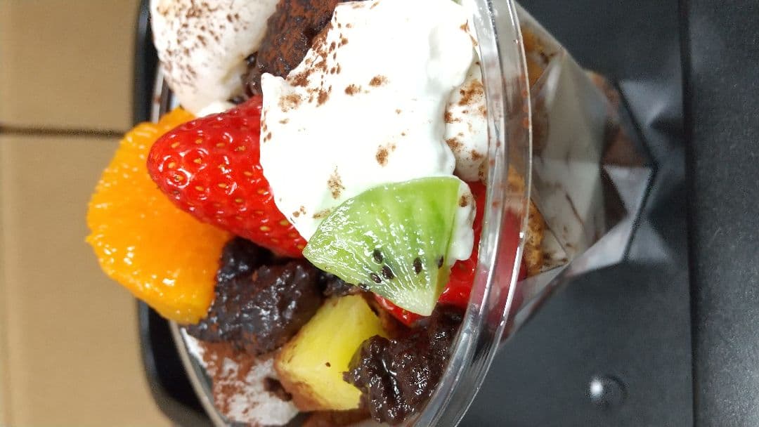 naoページ、ケーキ、和菓子、シフォンケーキ、サンド各種