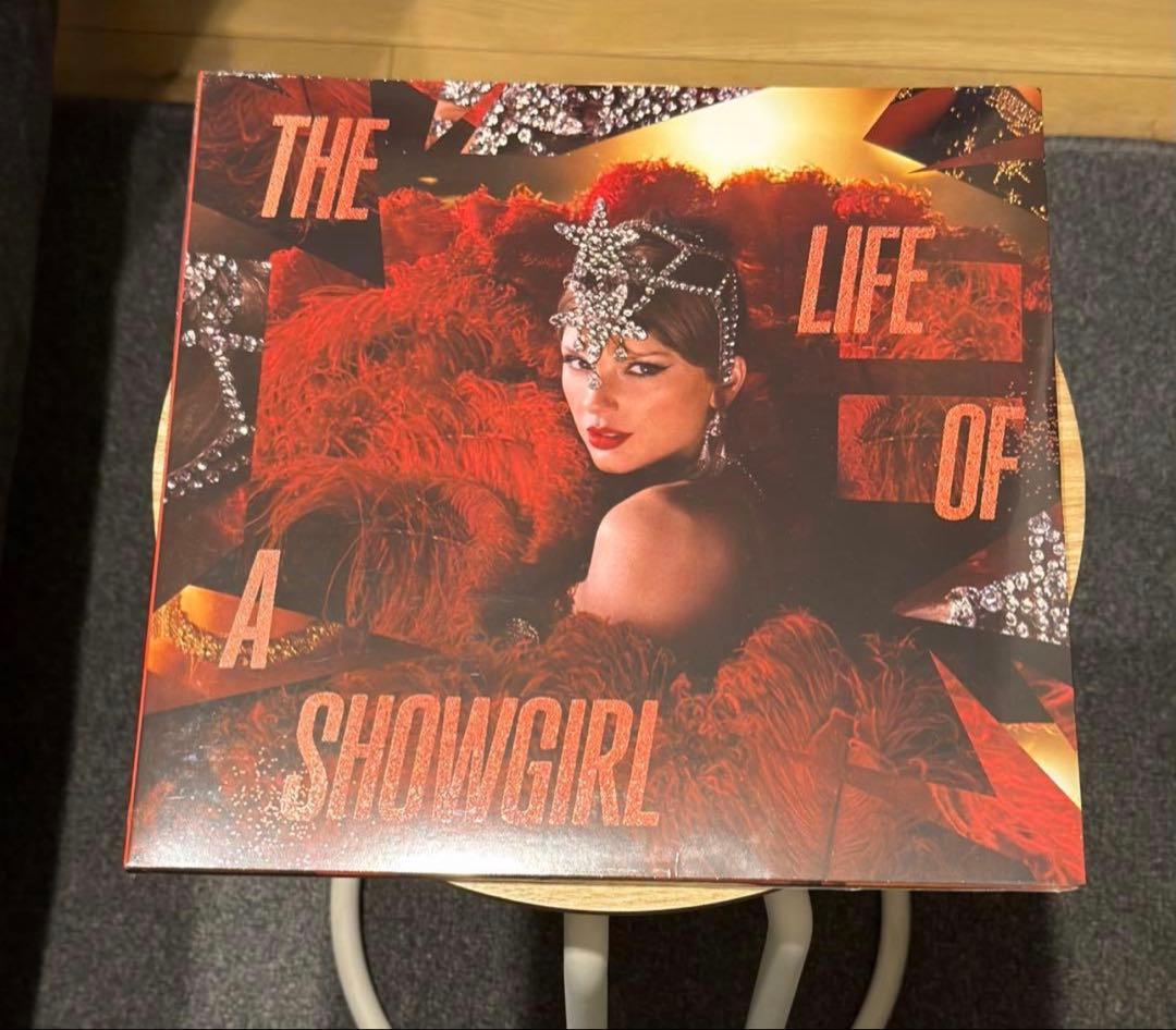 THE LIFE OF A SHOWGIRL初回限定プレス 限定生産 まとめ