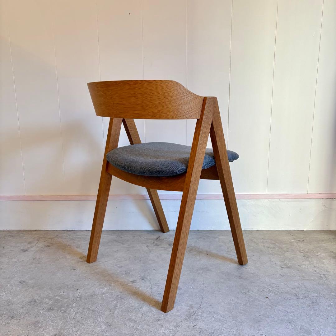 #2 ウニコ　エレムト　ダイニングチェア