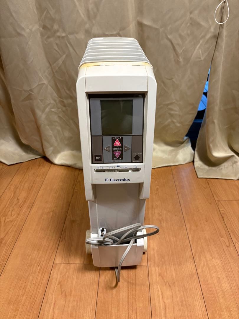 Electrolux オイルヒーター 縦型