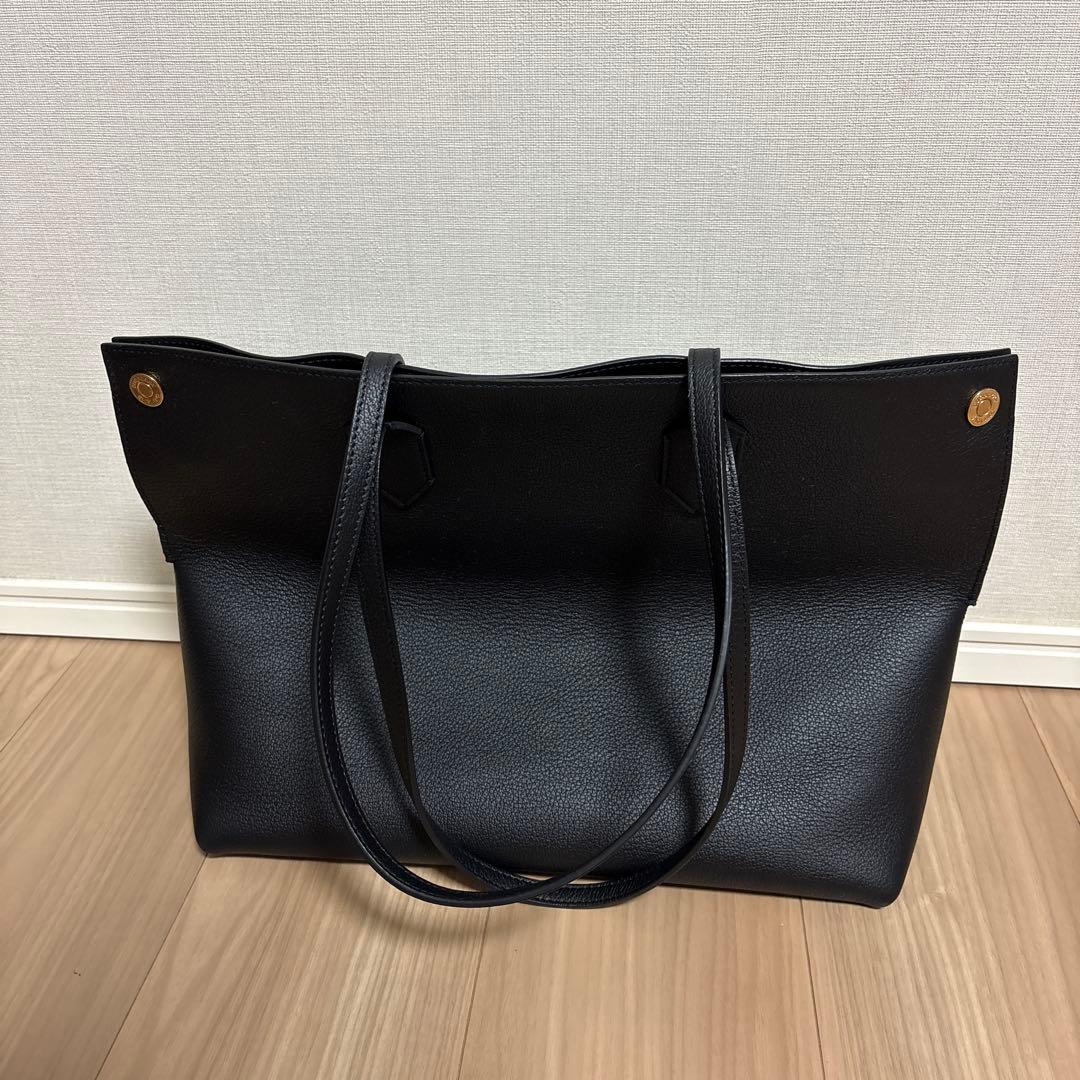 値下げ不可　Burberry バーバリー　ブラック　レザートートバッグ
