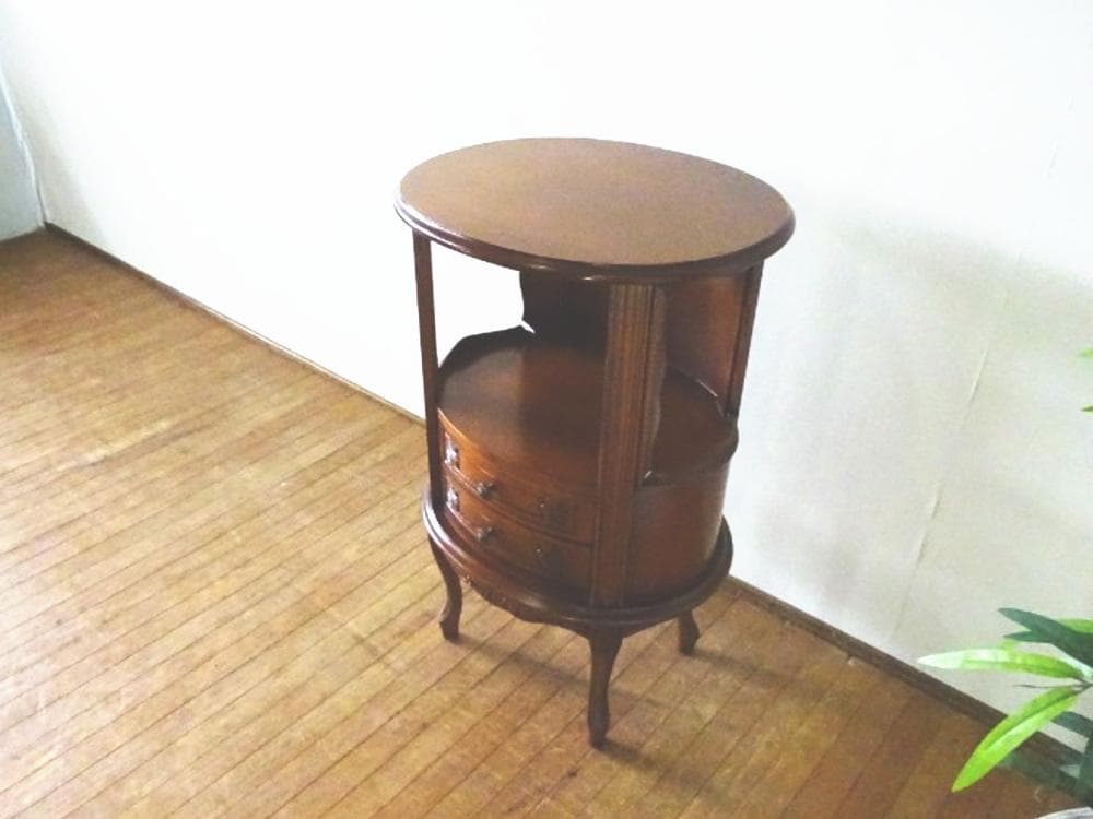 ともこ　イタリア家具　キャビネット　電話台　花台　ヨーロピアン　猫脚　美品