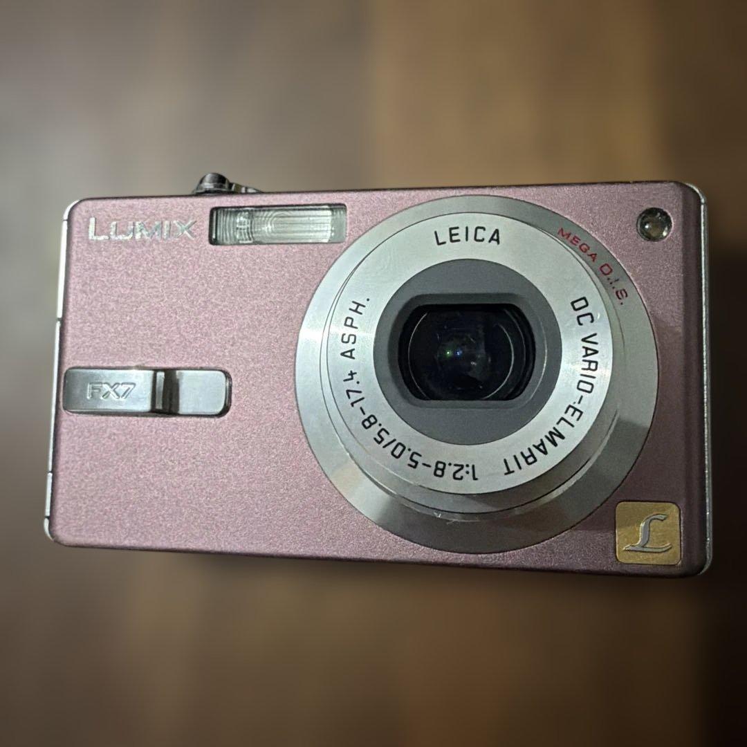 Panasonic DMC-FX7 ピンク