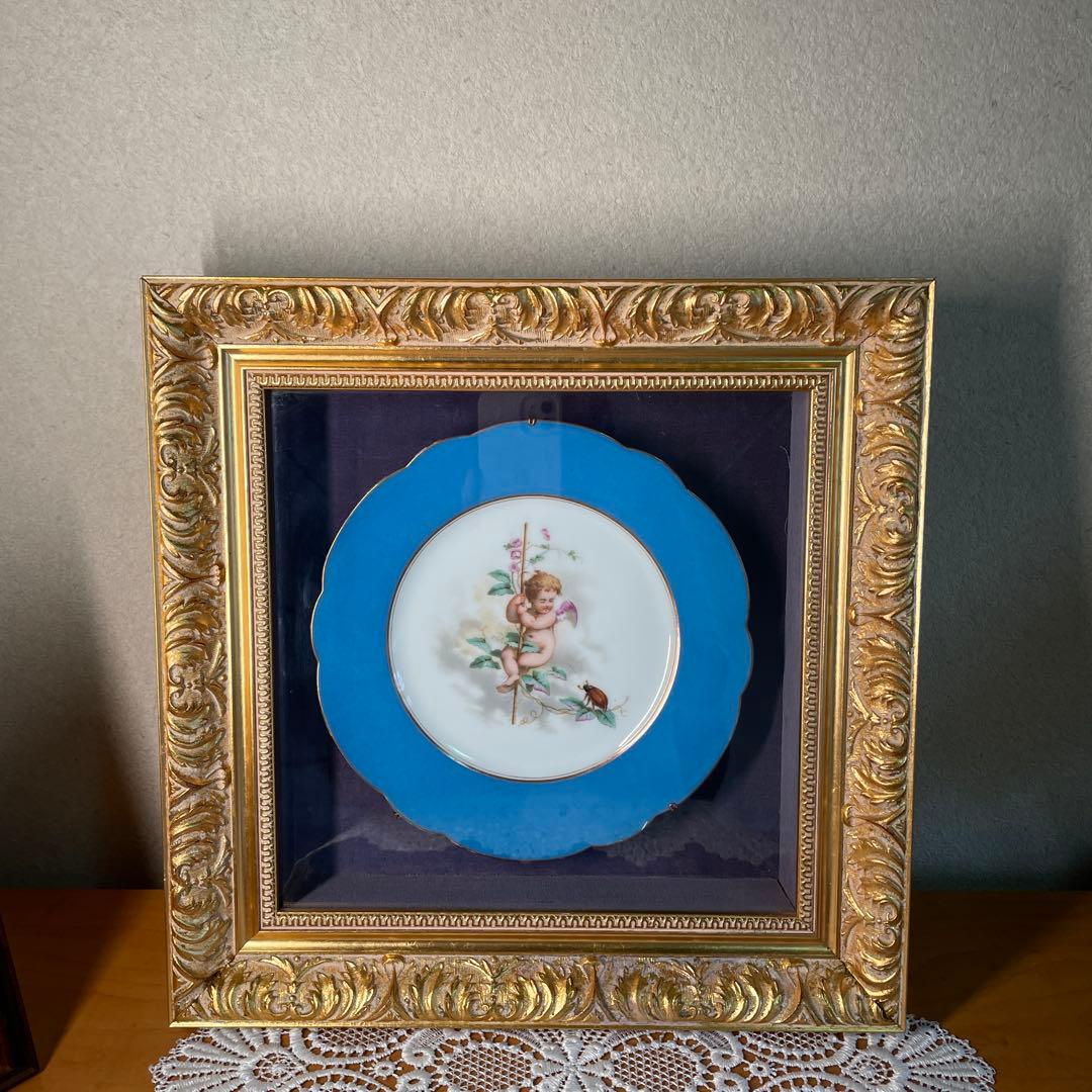 アンティークの額 青い天使の絵柄陶器プレート