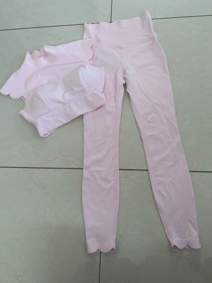 WISKII ヨガウェア　上下セット