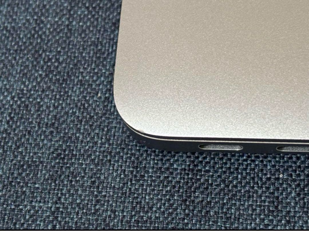 MacBook Air 2020 M1 13インチ　シルバー