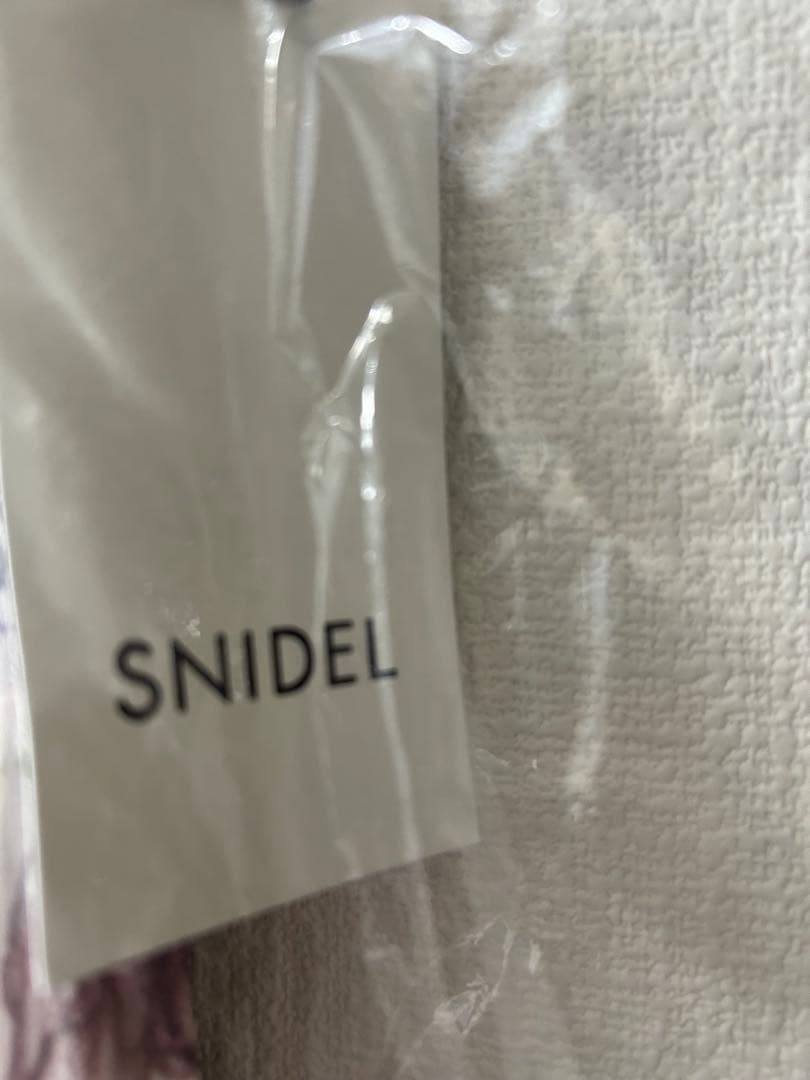 プリーツプリントワンピース　スナイデル　SNIDEL
