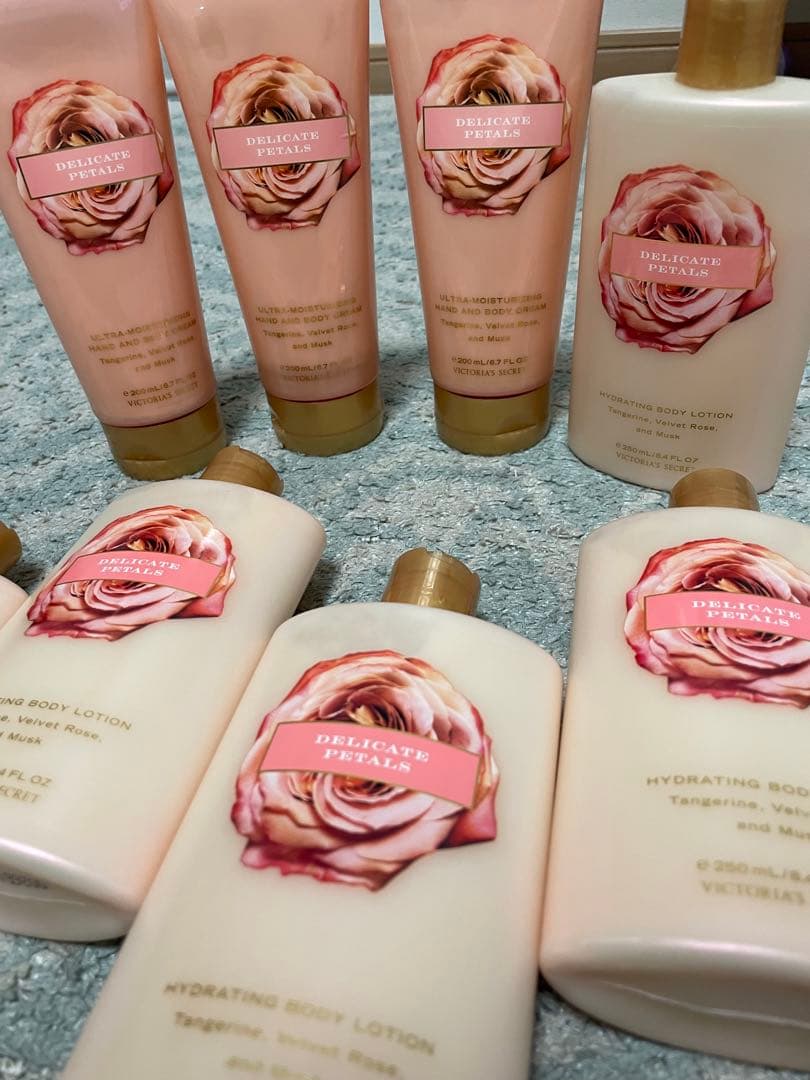 ヴィクトリアシークレット　ボディクリーム　ボディローション　ローズ　ムスク