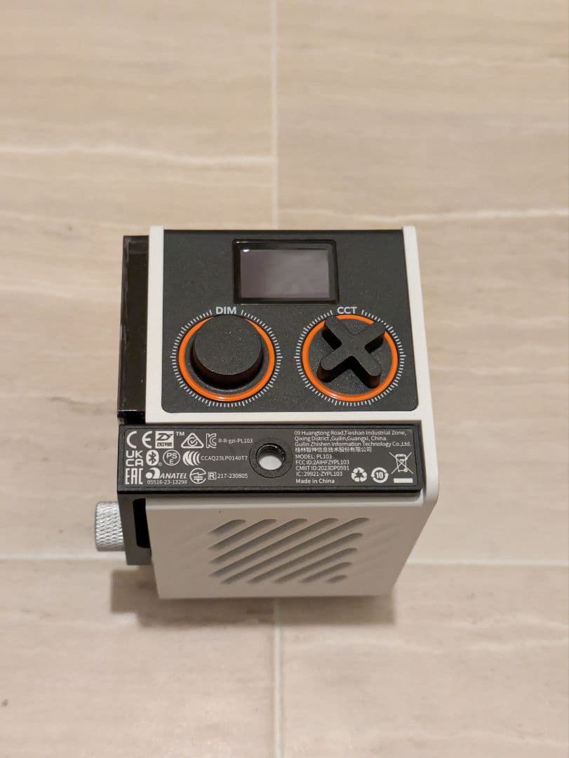 ZHIYUN MOLUS G60 COMBO LEDビデオライト 60W