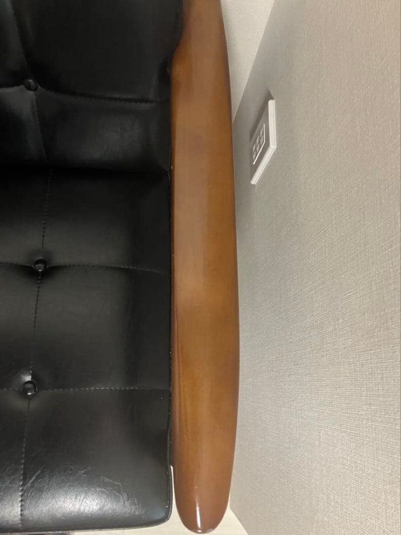 カリモク　Kソファ　2シーター　ブラック