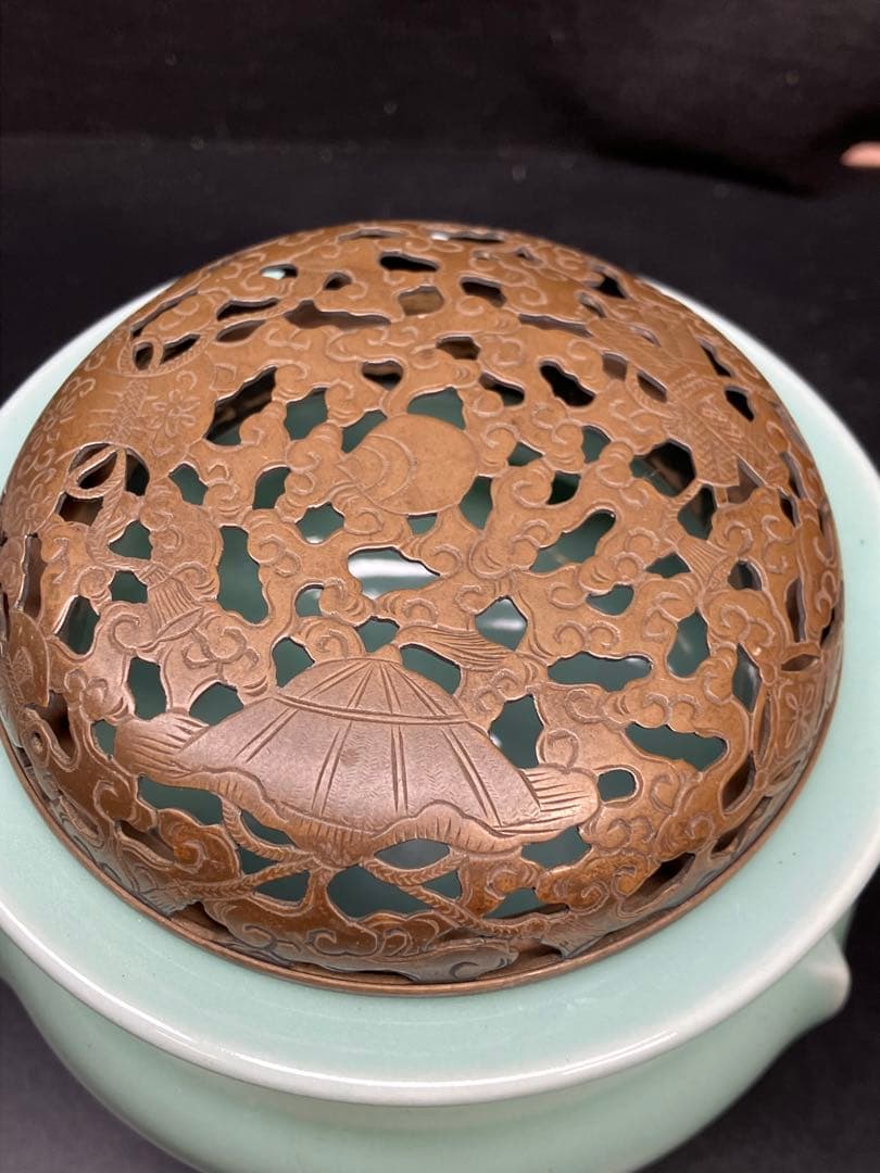 青磁三足純銀火屋香炉 仏具茶道具透かし彫り純銀刻印 銀細工 骨董品 火舎 工芸