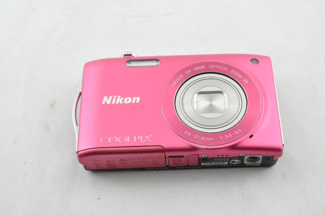 ジャンク　Nikon COOLPIX デジタルカメラ 3色セット