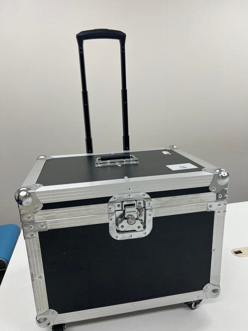 ニードルレスインジェクター