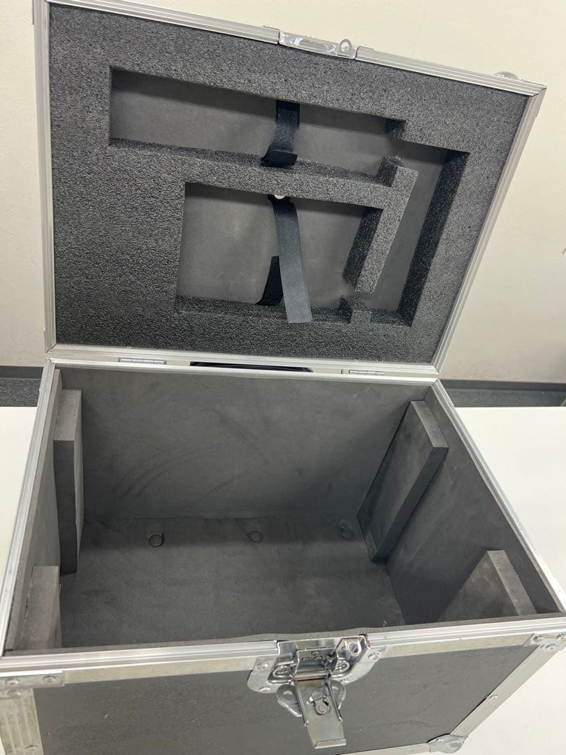 ニードルレスインジェクター