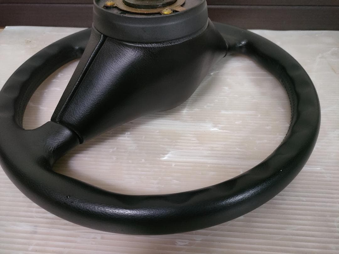 美品 モモステアリング/MOMO 36cm/36φ ホーン付き