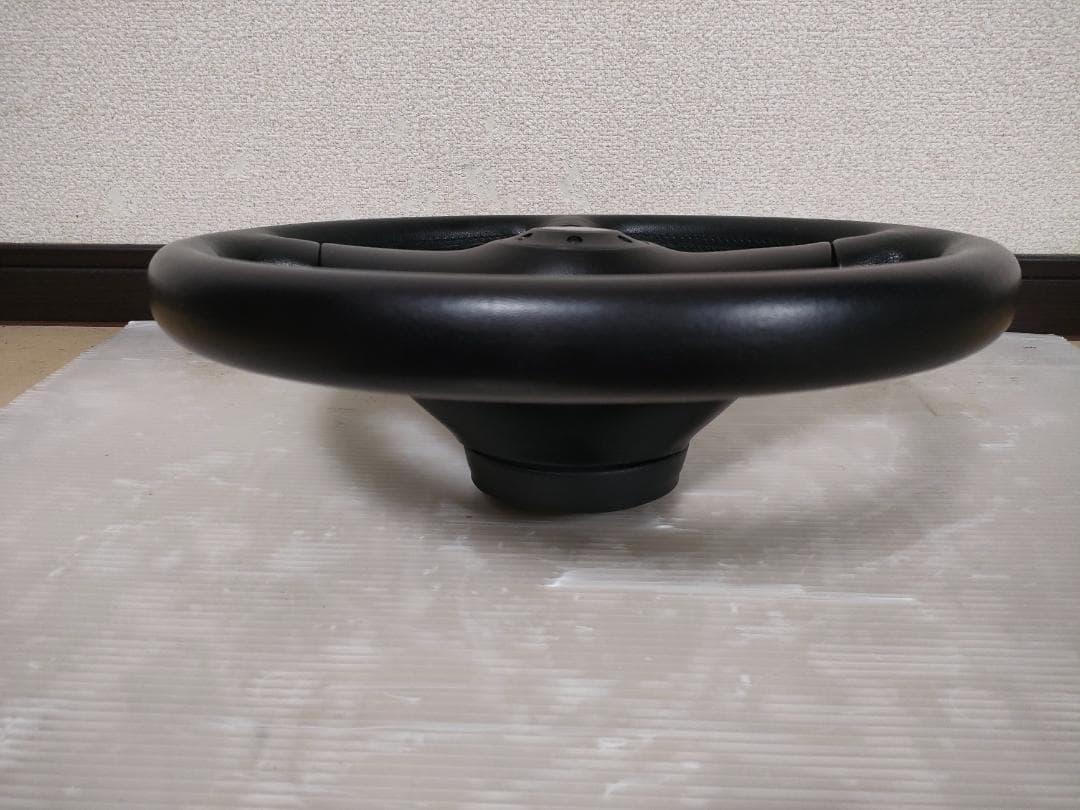 美品 モモステアリング/MOMO 36cm/36φ ホーン付き