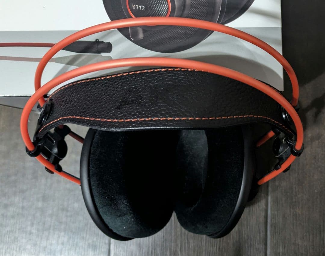 AKG K712 PRO ヘッドホン