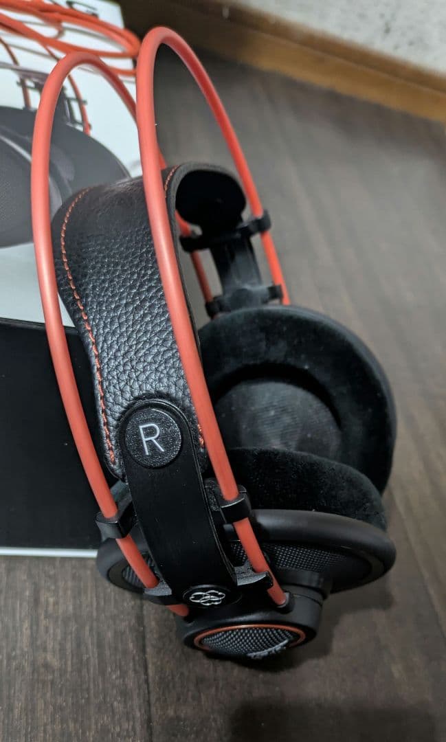 AKG K712 PRO ヘッドホン