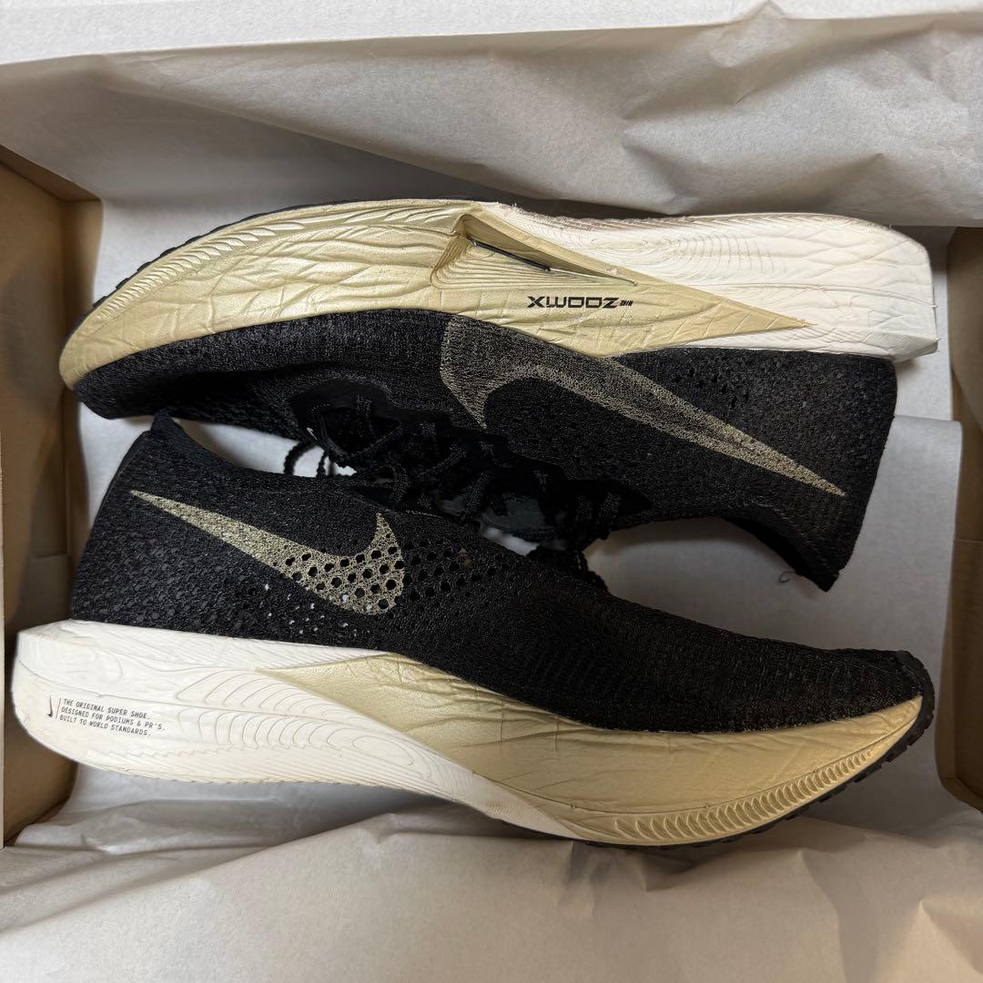 NIKEヴェイパーフライ3/27cm