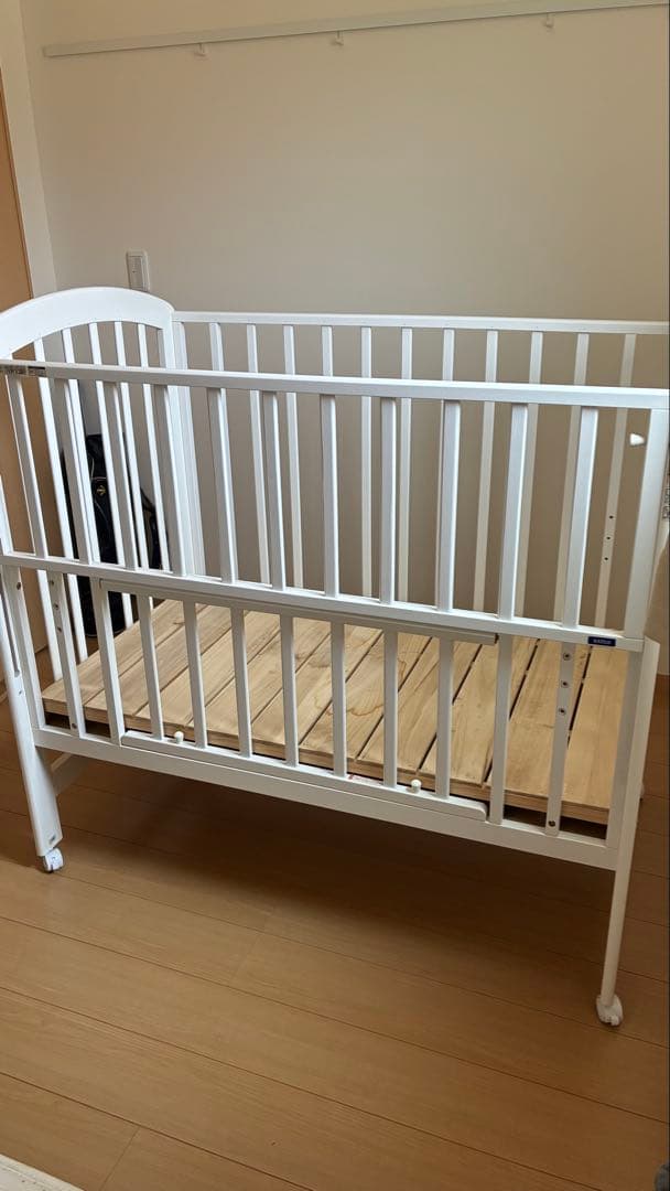 KATOJI ベビーベッド　ハイタイプ　ホワイト【神奈川県横浜市直接取引】