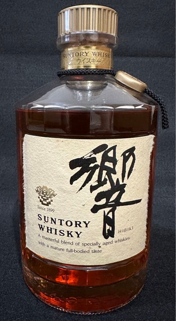 【希少】サントリー響　金キャップ・裏ゴールドラベル・旧ボトル