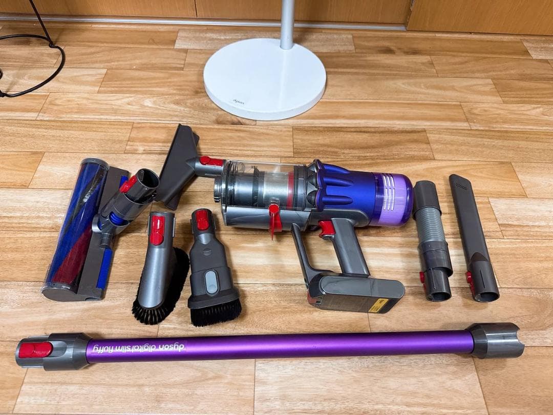 【分解洗浄済】302- ダイソン dyson SV18 掃除機 作動品