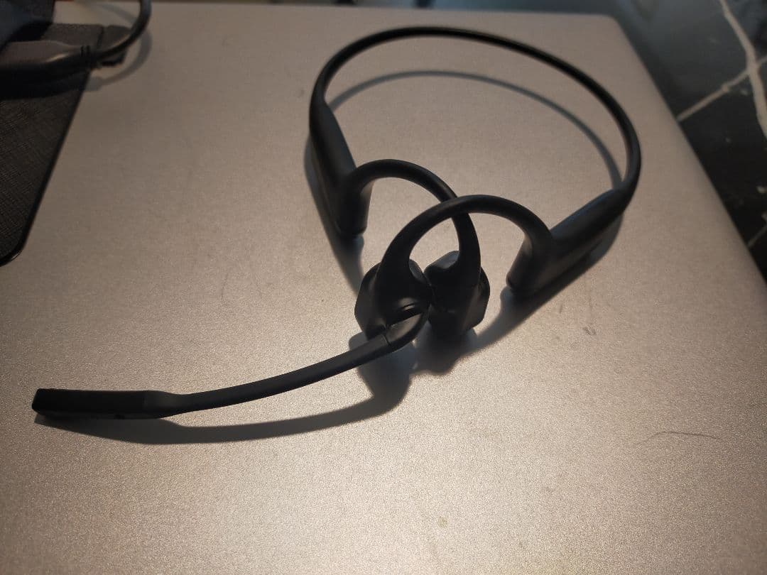 【美品】骨伝導イヤホン マイク付き opencomm