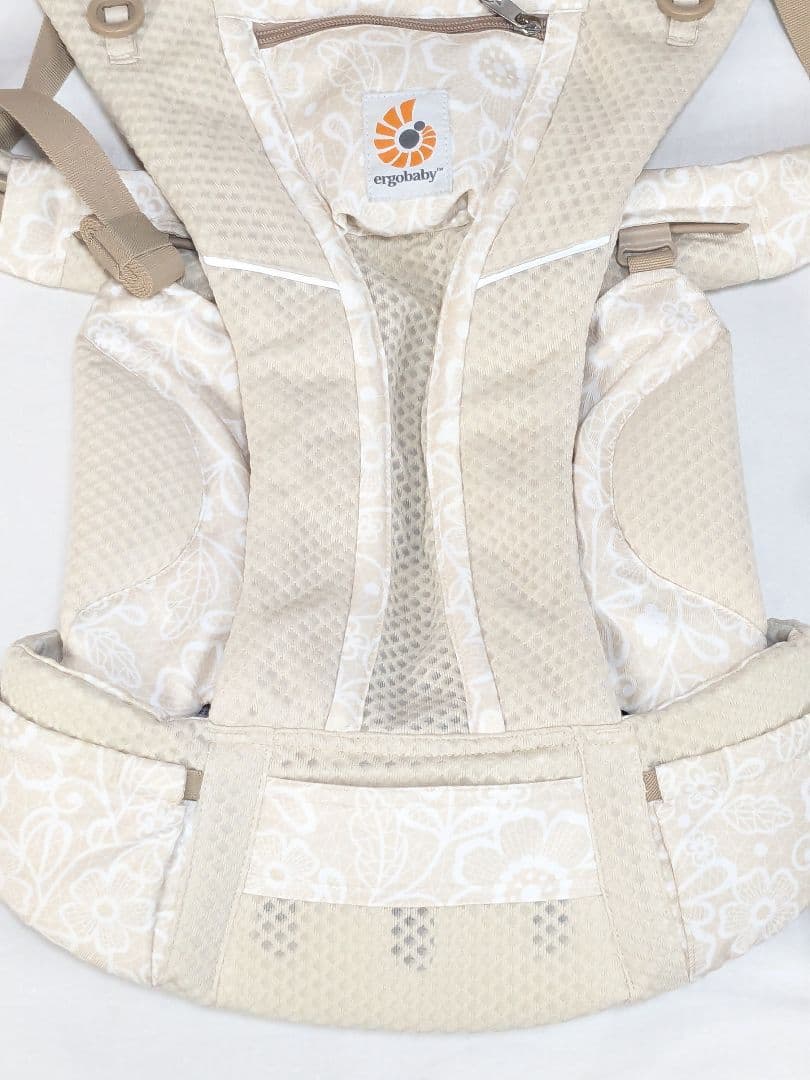 美品 ergobaby エルゴ オムニ ブリーズ クリームフラワーレース