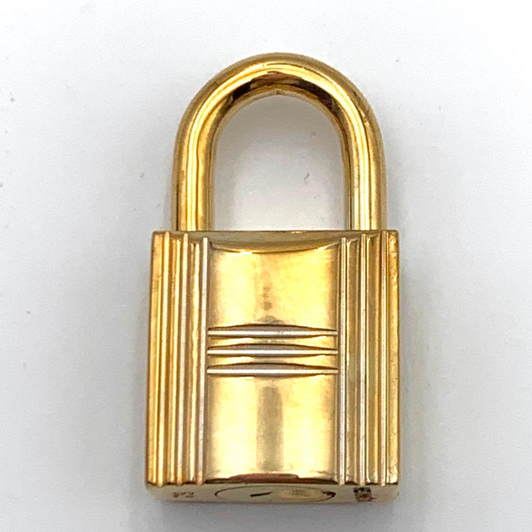 ★HERMES エルメス カデナ　24Kメッキ　No.52　52番　鍵付き
