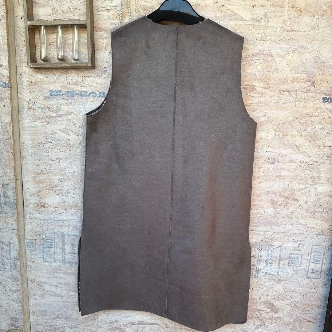 なたは様 新品未使用 スコットクラブ購入ファースエード風 ノースリーブベスト