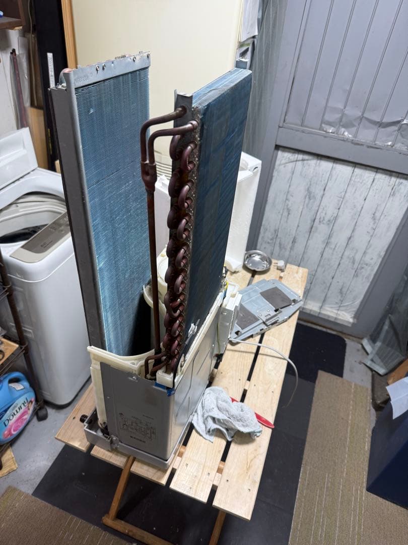 【シーズンオフの為お安くしております】ハイアール　ウインドエアコン　JA-16S