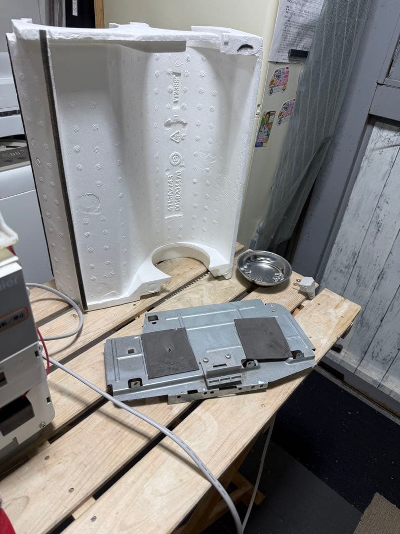 【シーズンオフの為お安くしております】ハイアール　ウインドエアコン　JA-16S