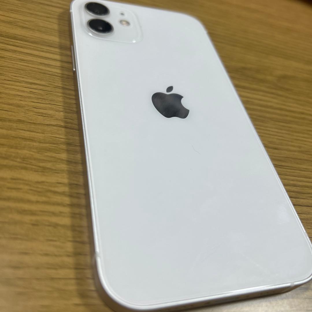 き*ん様 Apple iPhone 12ホワイト 本体美品