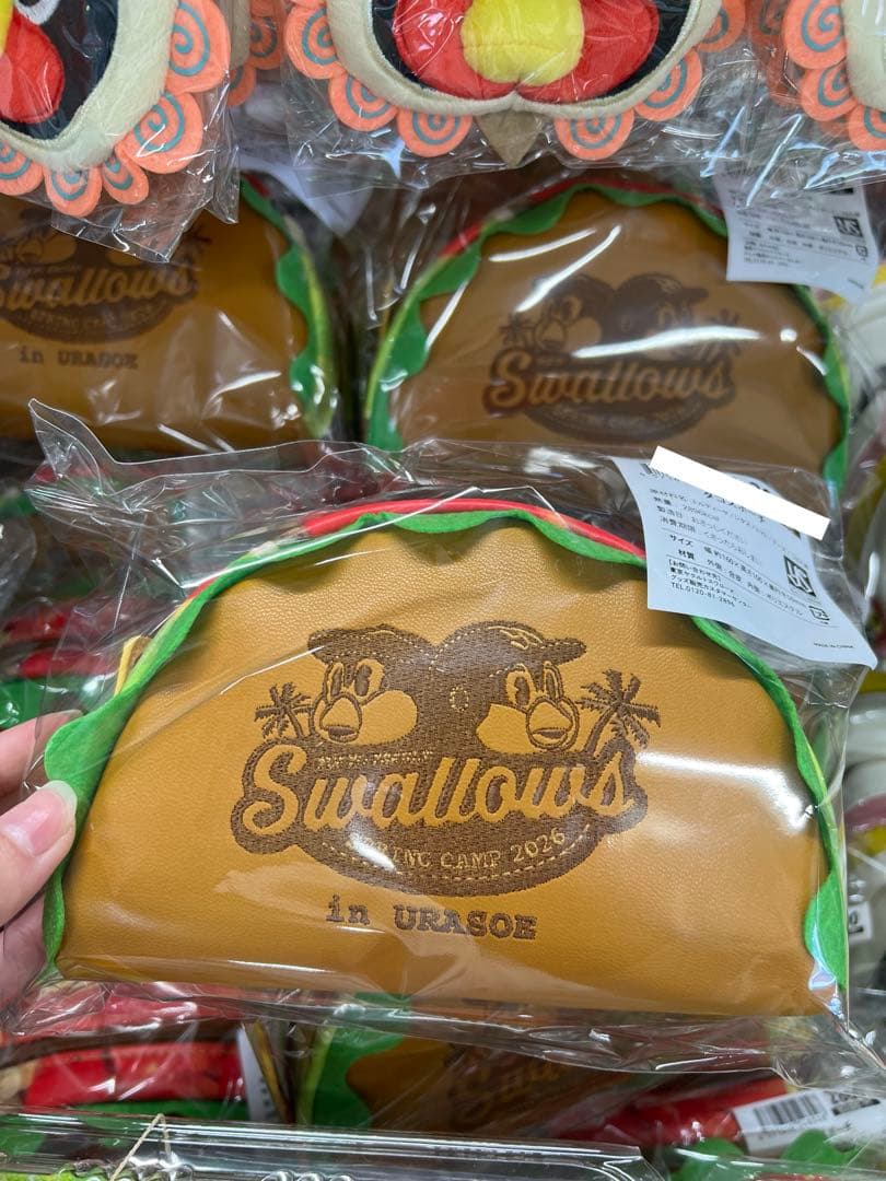 b*t様 東京ヤクルトスワローズ×タコスポーチ