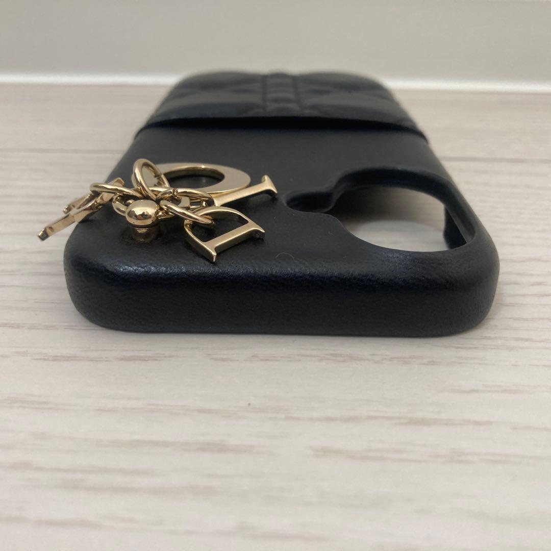✨新機種！超美品✨Dior　LADY DIOR　iPhone16ケース　羊革　黒