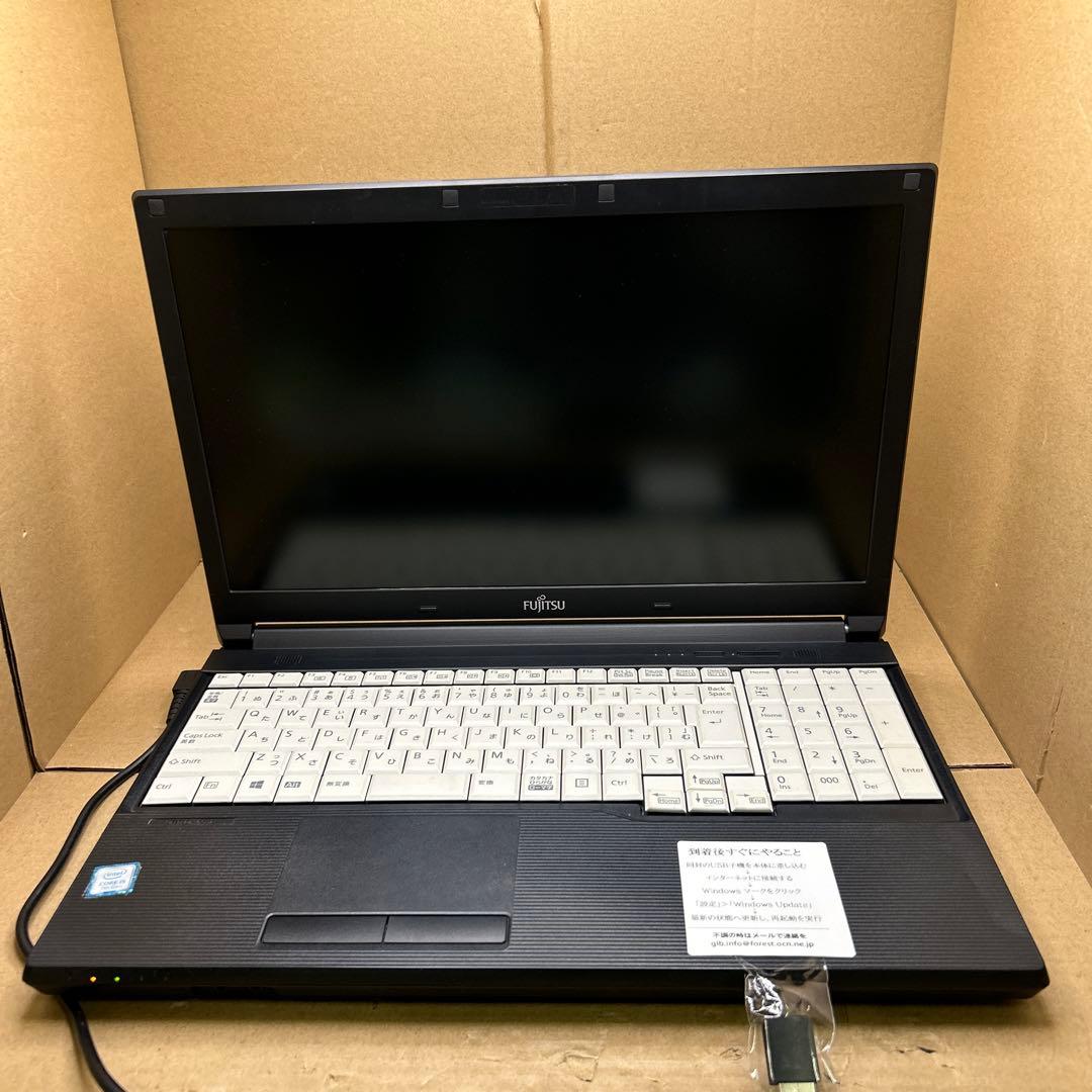 富士通　LifeBook A577 8GB/256GB Core i5