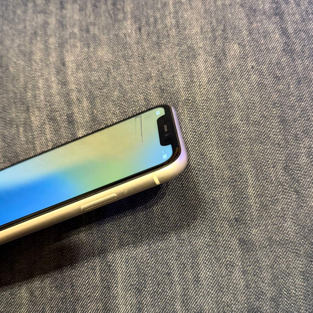 津*田様 iphone11 128G ホワイト　本体