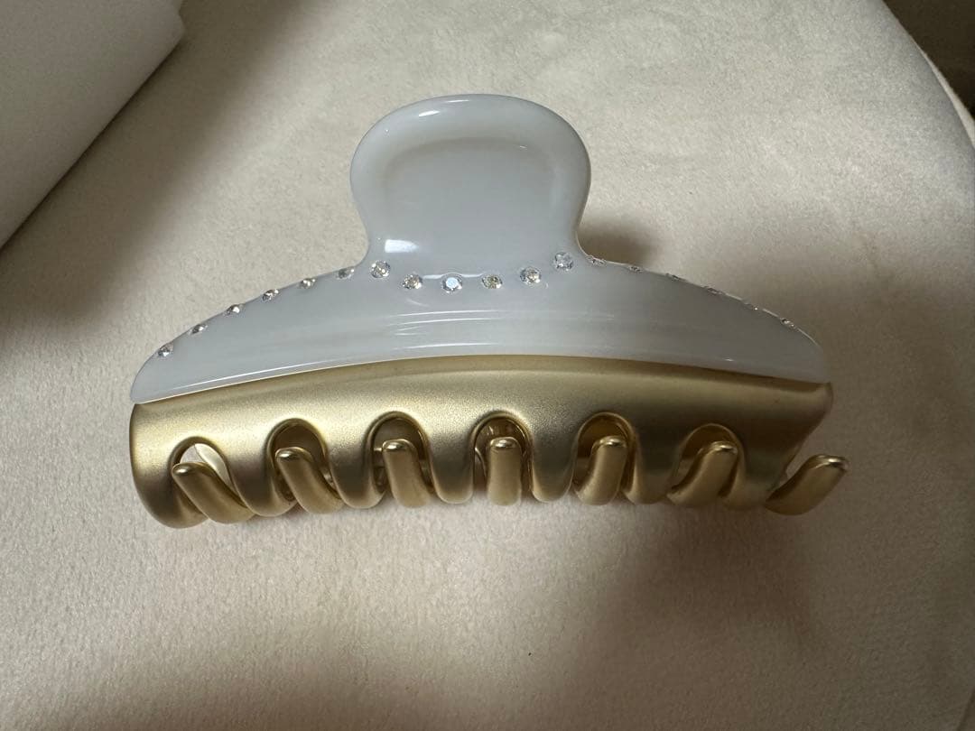 アレクサンドルドゥパリ　ANA機内限定　カメリアピン　クリップ