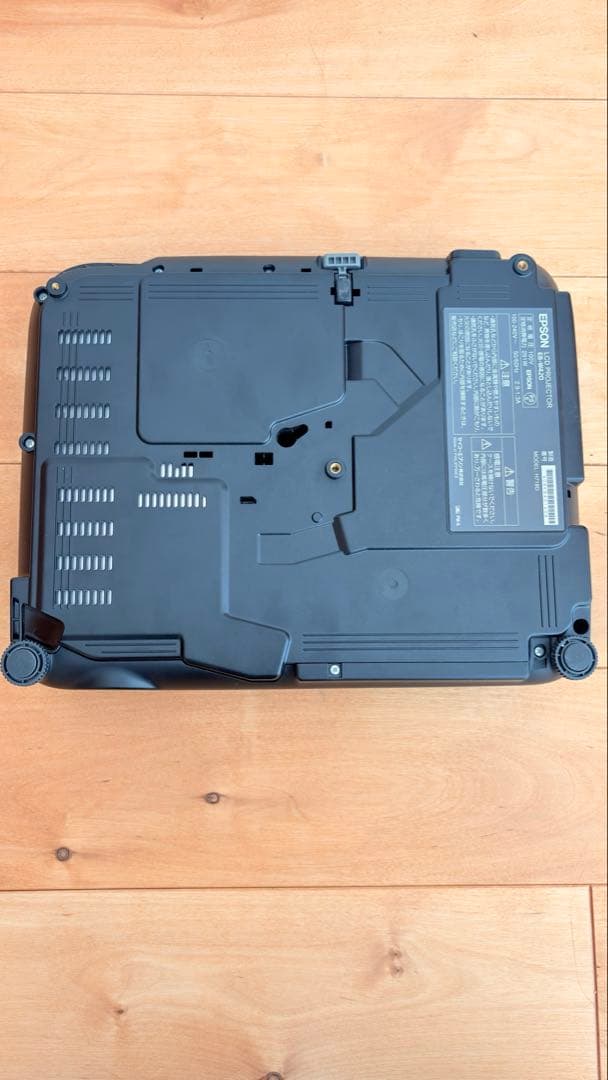 EPSON プロジェクター　EB-W420 ※点灯時間少※