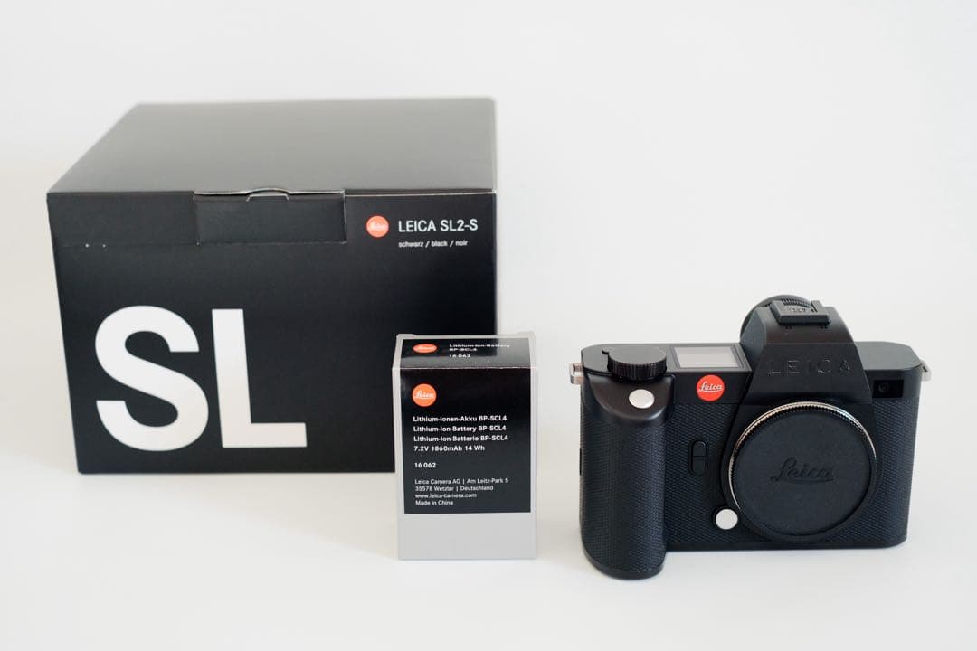 Leica SL2-S ボディとバッテリー2本