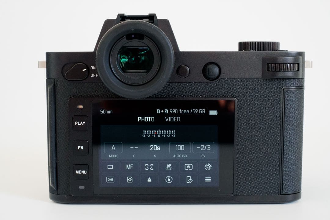 Leica SL2-S ボディとバッテリー2本