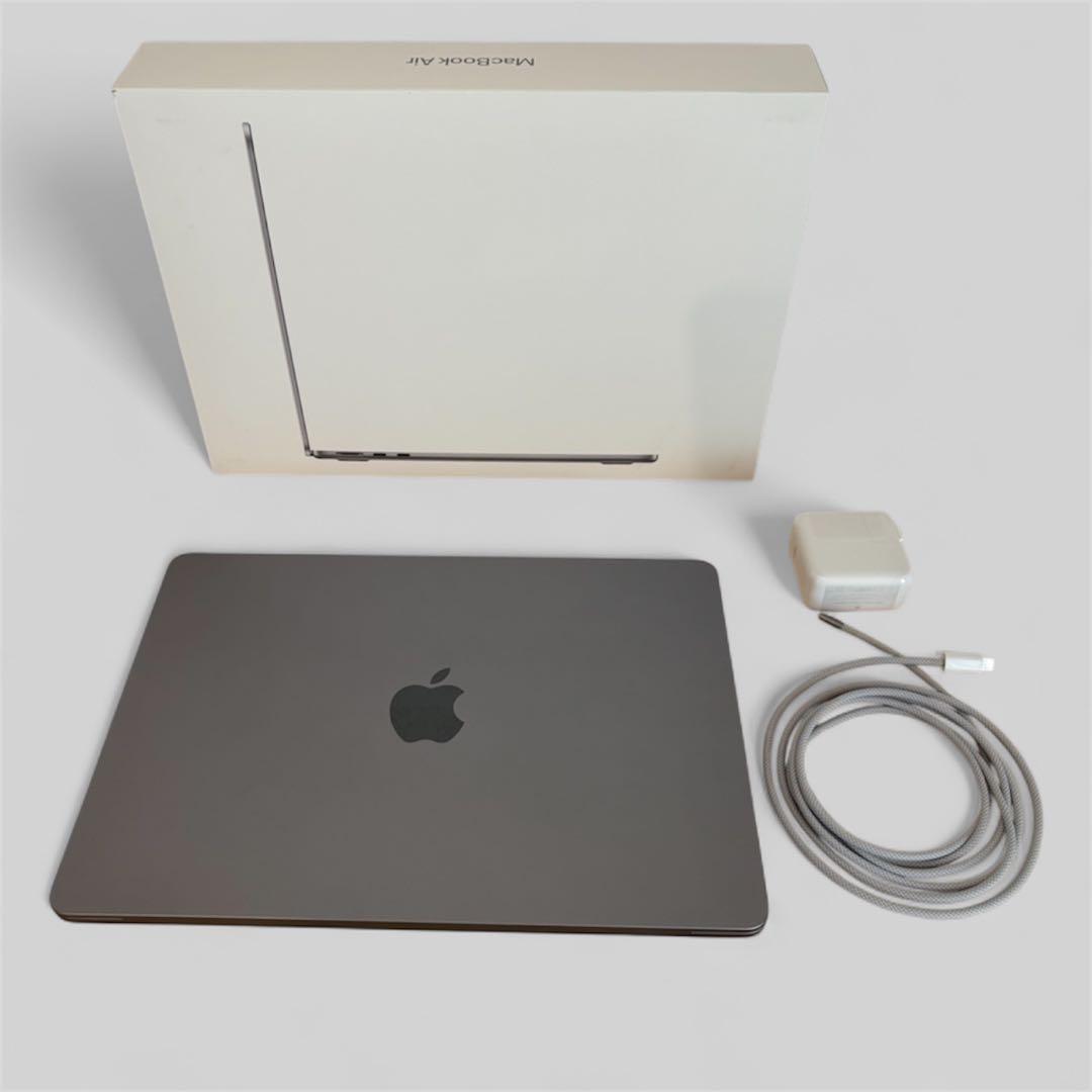 MacBook Air M3 256GB スペースブラック